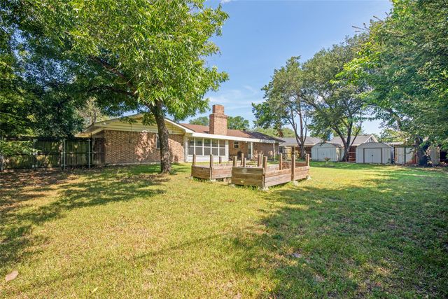 1107 Royal Drive, Kaufman, TX 75142