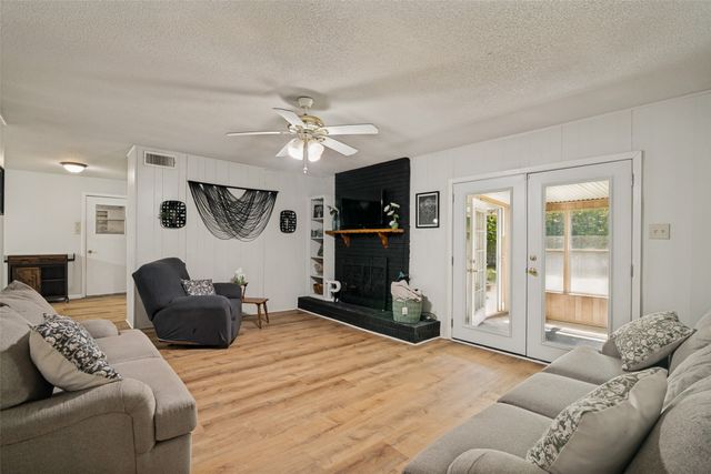 1107 Royal Drive, Kaufman, TX 75142