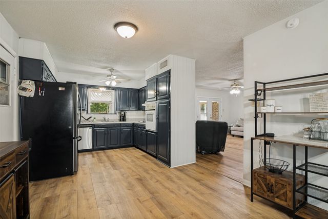 1107 Royal Drive, Kaufman, TX 75142