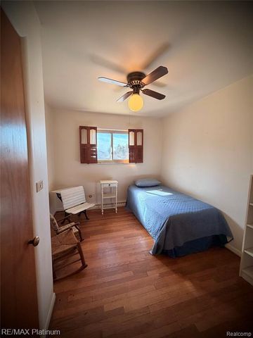 2525 Fisher Road, Howell, MI 48855