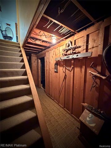 2525 Fisher Road, Howell, MI 48855