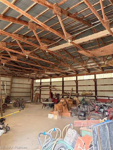 2525 Fisher Road, Howell, MI 48855