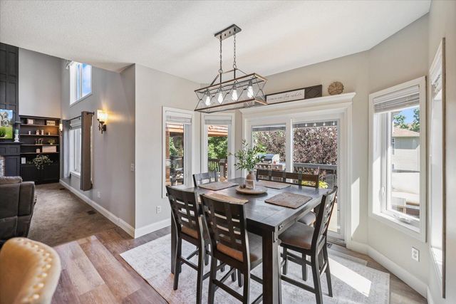 2727 Viola Court, Shakopee, MN 55379