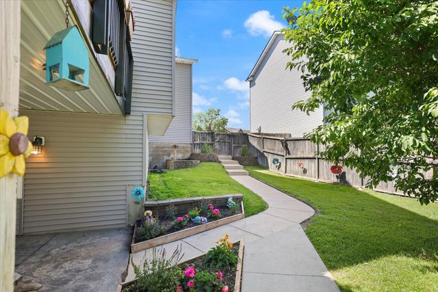 2727 Viola Court, Shakopee, MN 55379