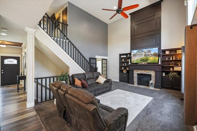 2727 Viola Court, Shakopee, MN 55379