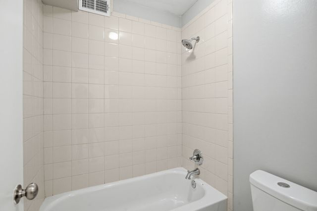 3000 Hillsboro Pike Apt 8, Nashville, TN 37215