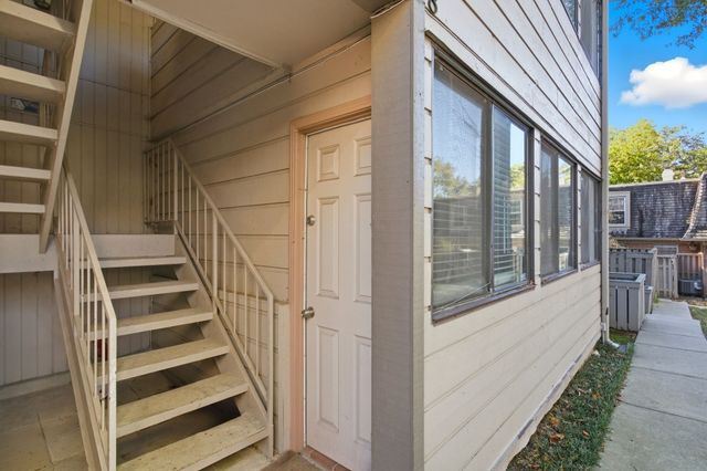 3000 Hillsboro Pike Apt 8, Nashville, TN 37215