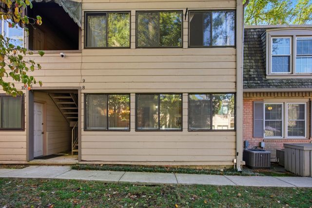 3000 Hillsboro Pike Apt 8, Nashville, TN 37215