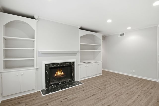 3000 Hillsboro Pike Apt 8, Nashville, TN 37215