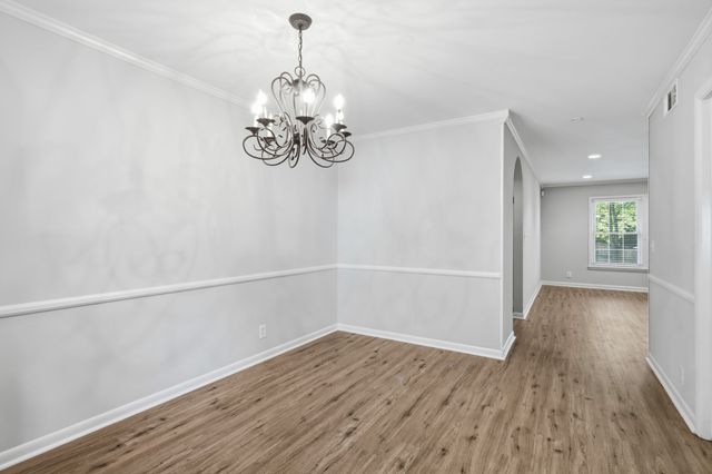 3000 Hillsboro Pike Apt 8, Nashville, TN 37215