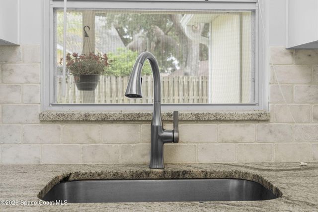 2055 Allegheny Circle, Melbourne, FL 32935