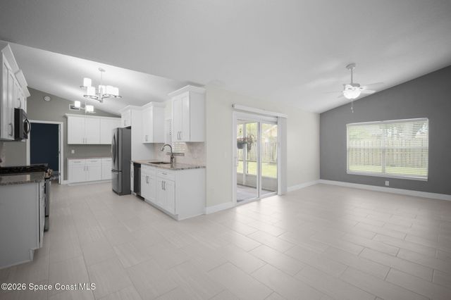 2055 Allegheny Circle, Melbourne, FL 32935