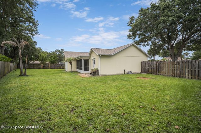 2055 Allegheny Circle, Melbourne, FL 32935