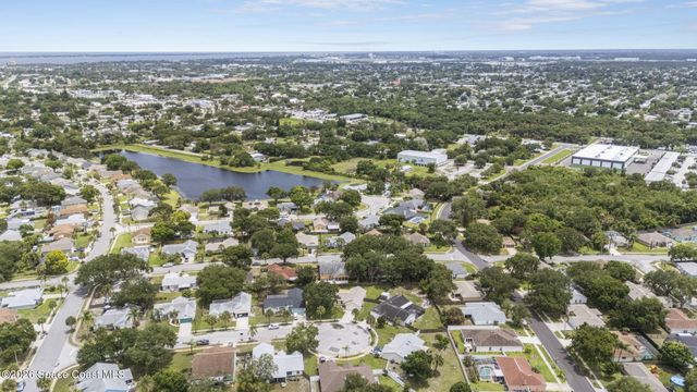 2055 Allegheny Circle, Melbourne, FL 32935