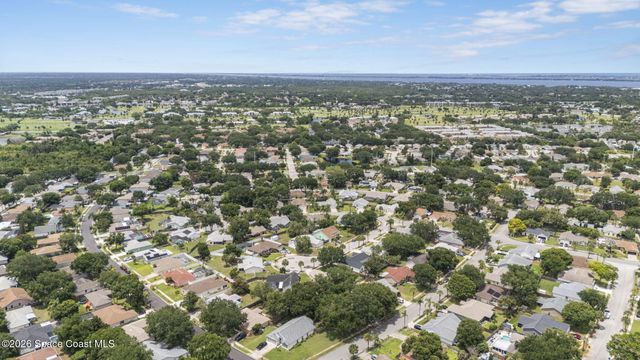 2055 Allegheny Circle, Melbourne, FL 32935