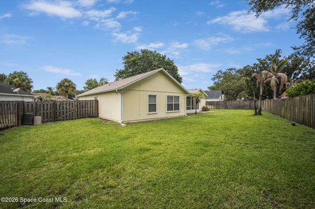 2055 Allegheny Circle, Melbourne, FL 32935
