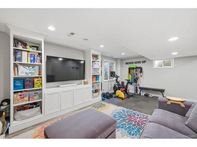 9283 Weeping Willow Pl, Highlands Ranch, CO 80130