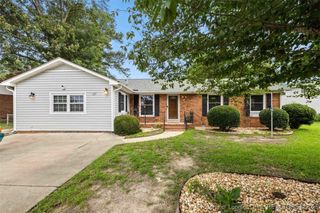 325 Hamilton Street, Fayetteville, NC 28301