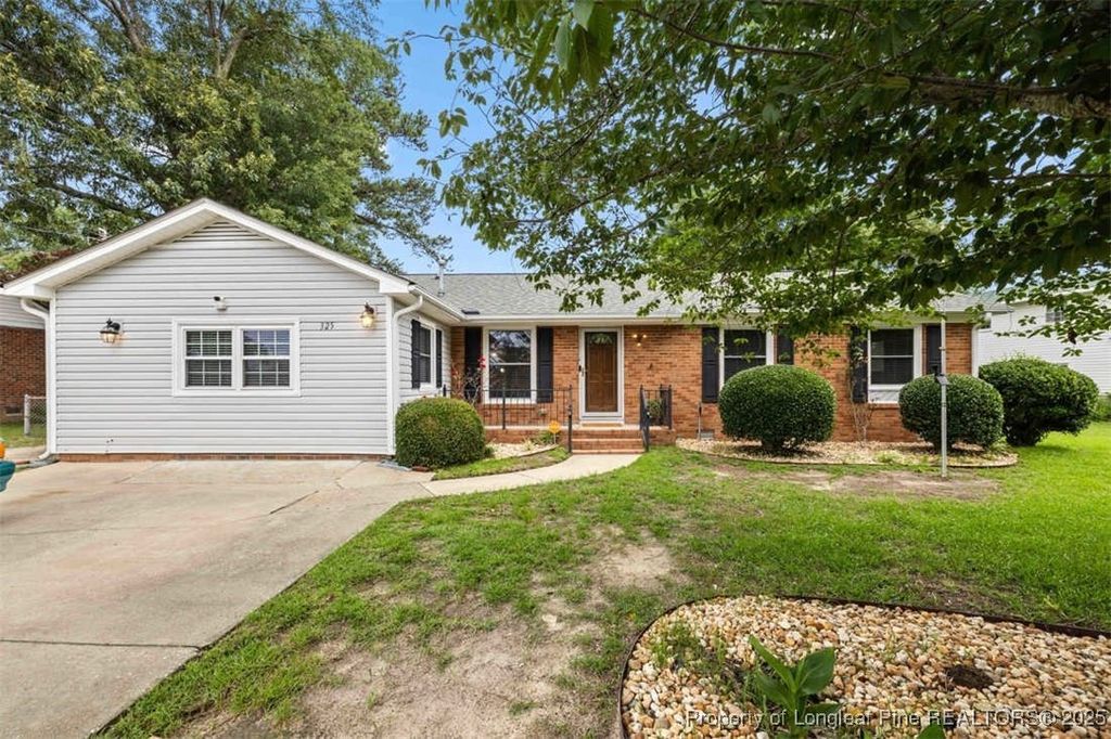 325 Hamilton Street, Fayetteville, NC 28301