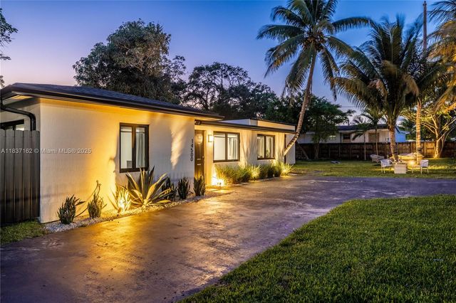 14500 NE 18th Ave, Miami, FL 33181