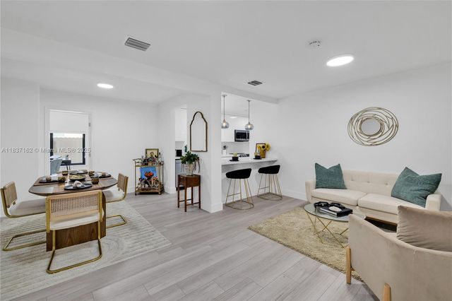 14500 NE 18th Ave, Miami, FL 33181