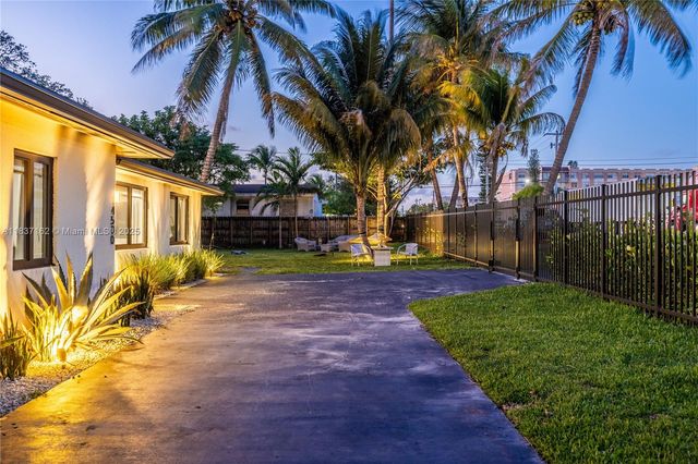 14500 NE 18th Ave, Miami, FL 33181