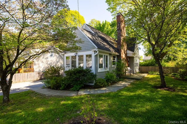 30 Marple Road, Poughkeepsie, NY 12603