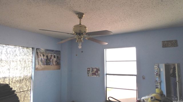 823 Darby, San Antonio, TX 78207