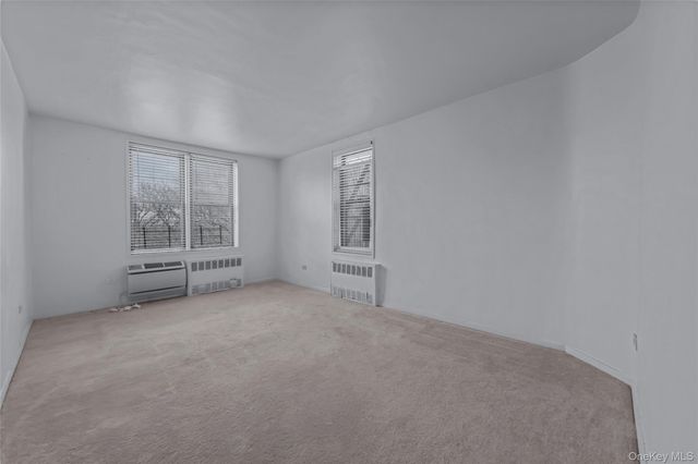 43-25 Douglaston Parkway 6K, Douglaston, NY 11363