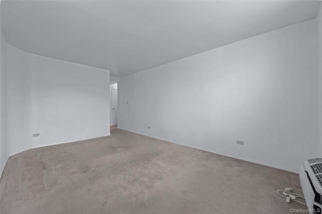 43-25 Douglaston Parkway 6K, Douglaston, NY 11363