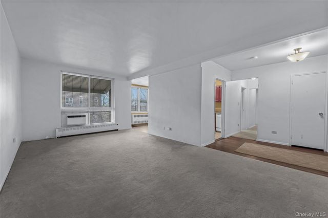 43-25 Douglaston Parkway 6K, Douglaston, NY 11363