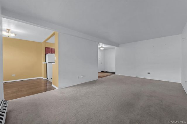 43-25 Douglaston Parkway 6K, Douglaston, NY 11363