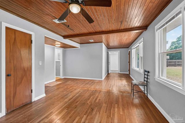 725 N Old Corry Field Rd, Pensacola, FL 32506