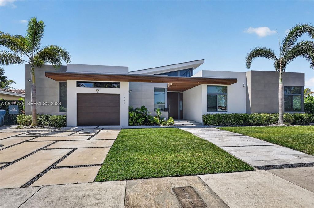 1830 NE 193rd Street, Miami, FL 33179