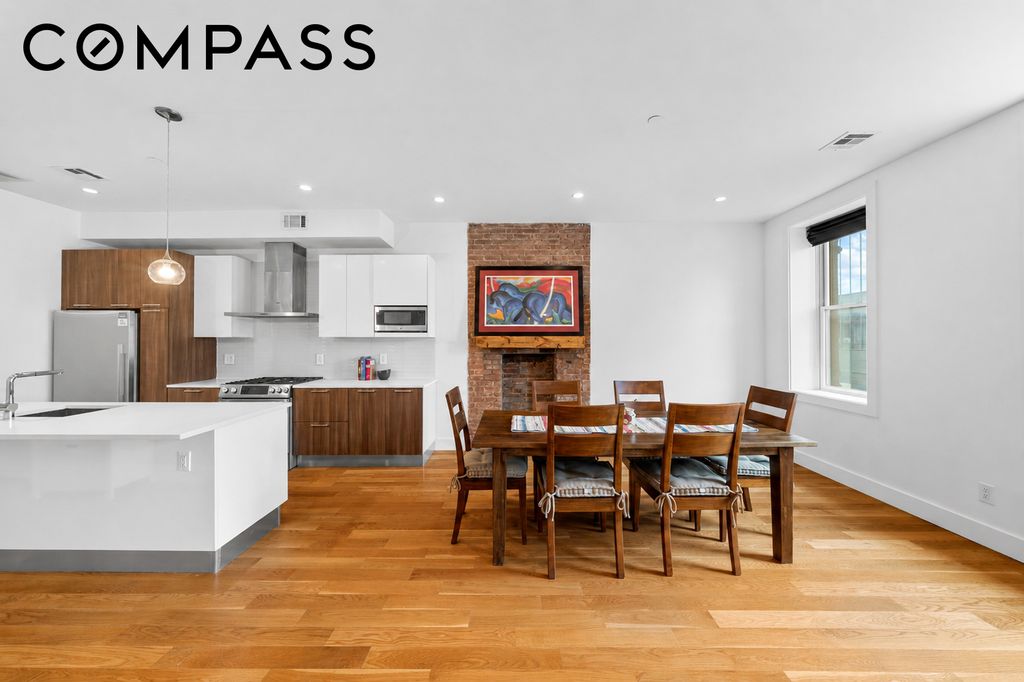 141 W 126th St Apt 3A, New York City, NY 10027