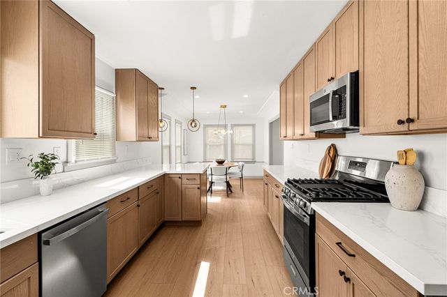 1707 W 65th Place, Los Angeles, CA 90047