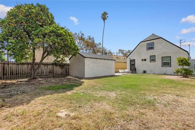 1707 W 65th Place, Los Angeles, CA 90047