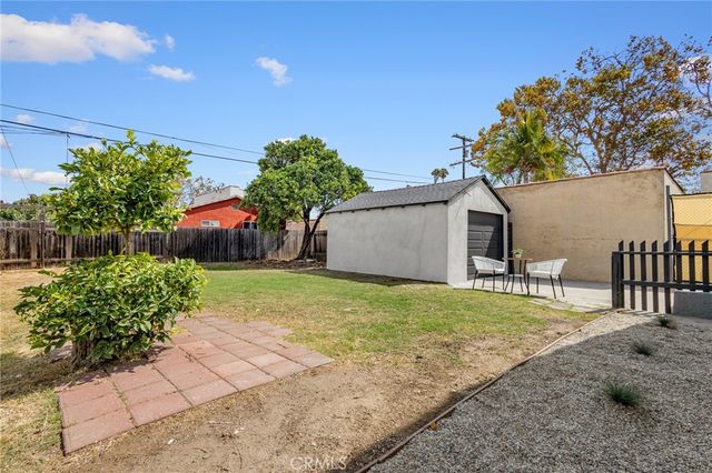1707 W 65th Place, Los Angeles, CA 90047