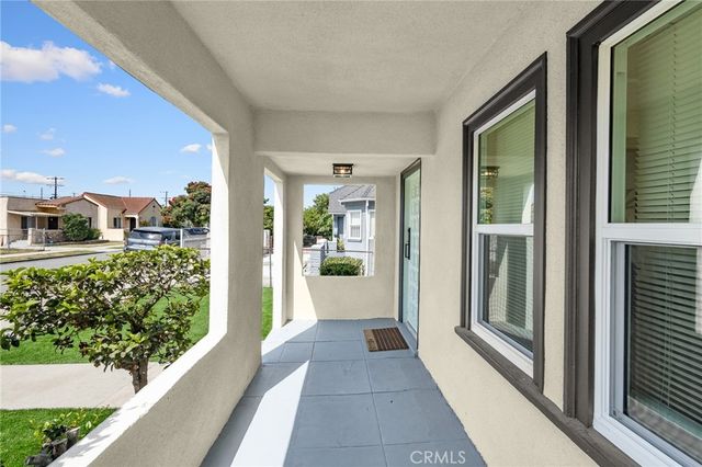 1707 W 65th Place, Los Angeles, CA 90047