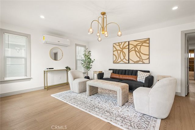 1707 W 65th Place, Los Angeles, CA 90047