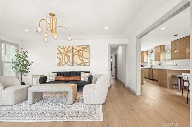 1707 W 65th Place, Los Angeles, CA 90047