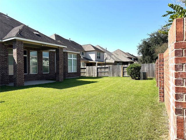 4606 Auburn Brook Lane, Sugar Land, TX 77479