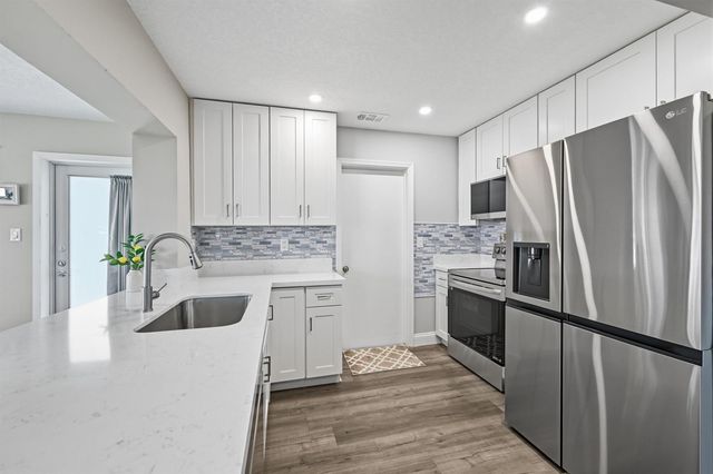 5711 NW 84th Terrace, Tamarac, FL 33321