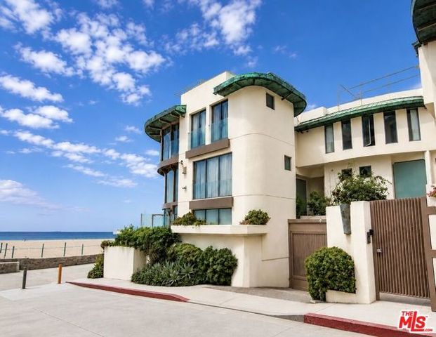 11 Marine Terrace 5, Santa Monica, CA 90401