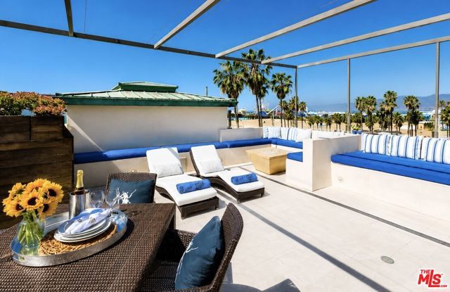 11 Marine Terrace 5, Santa Monica, CA 90401