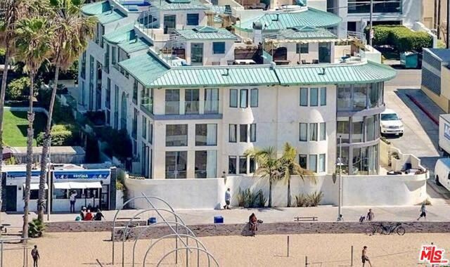 11 Marine Terrace 5, Santa Monica, CA 90401
