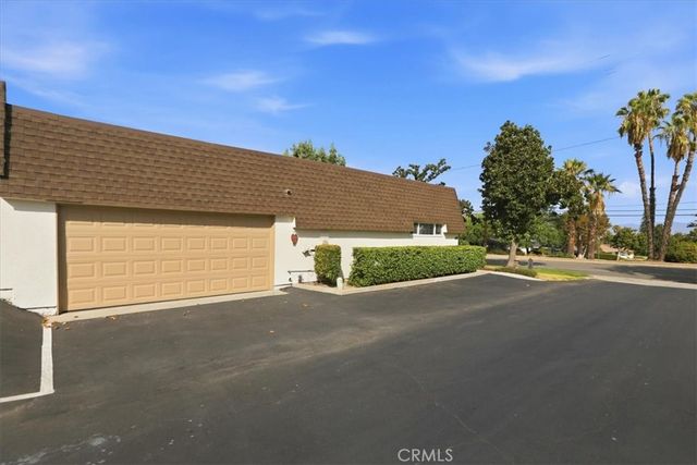 828 E Highland Avenue, Redlands, CA 92374