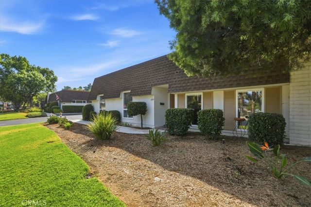828 E Highland Avenue, Redlands, CA 92374