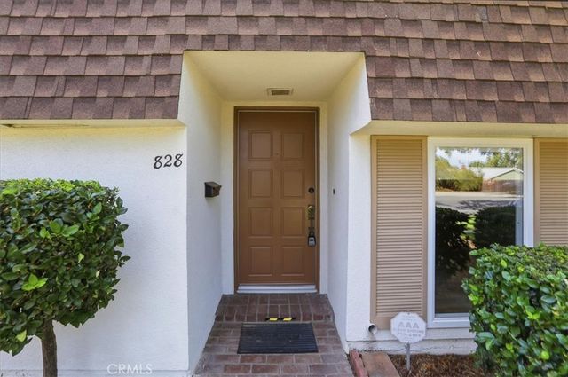 828 E Highland Avenue, Redlands, CA 92374