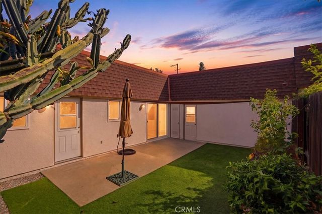 828 E Highland Avenue, Redlands, CA 92374